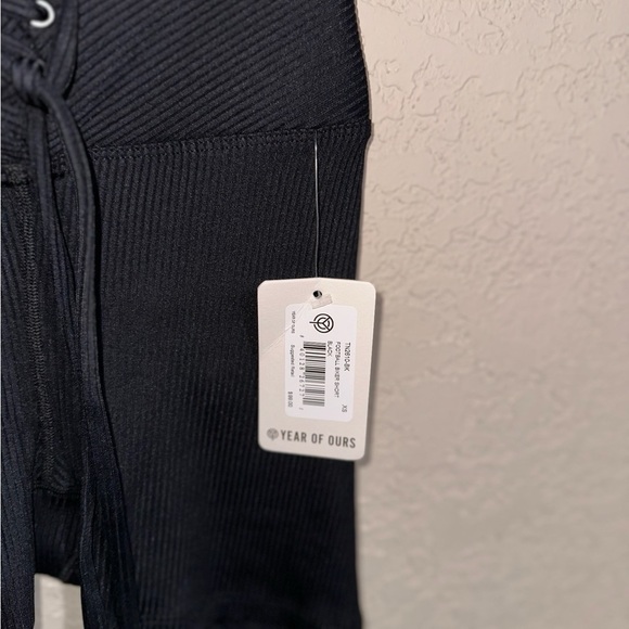 Year of Ours | NWT! Ribbed 6” Football Shorts - Picture 3 of 6